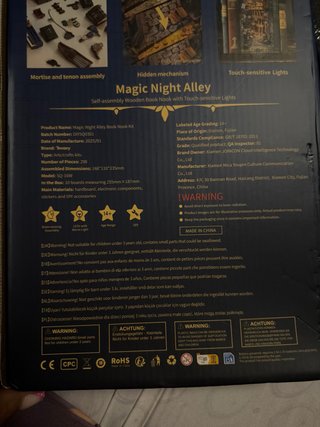 Magic Night Alley Estanterías