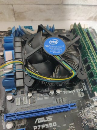 Placa Base ASUS P7P55D + Intel i5 750