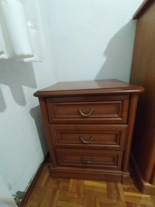 Cómoda y Mesita de Noche Madera
