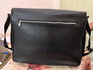 Bolso Louis Vuitton Negro