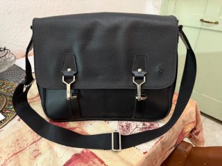 Bolso Louis Vuitton Negro