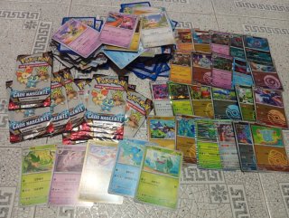 Lote de sobres y cartas Pokémon
