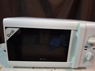 Microondas con grill Carrefour Home 20L