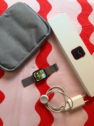Apple Watch Series 6 GPS + Cellular 44mm Rojo