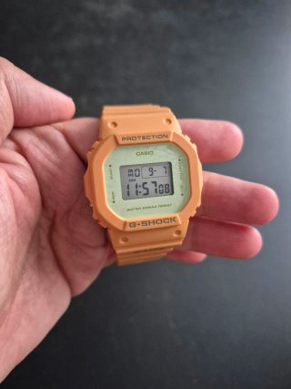 Casio G-Shock S5600 Naranja Talla Mediana