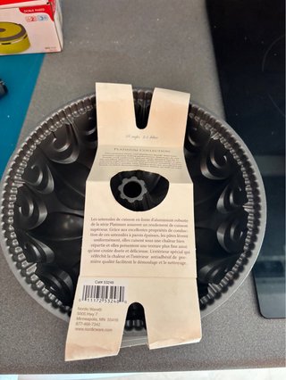 Molde Bundt Cake Nordic Ware - Fleur de Lis