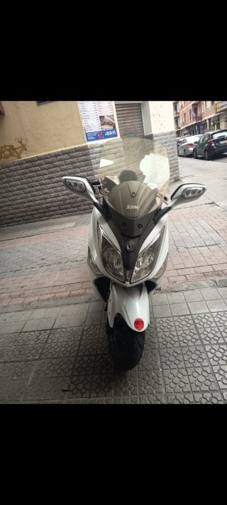 Sym Joymax 300 Gris/Blanco