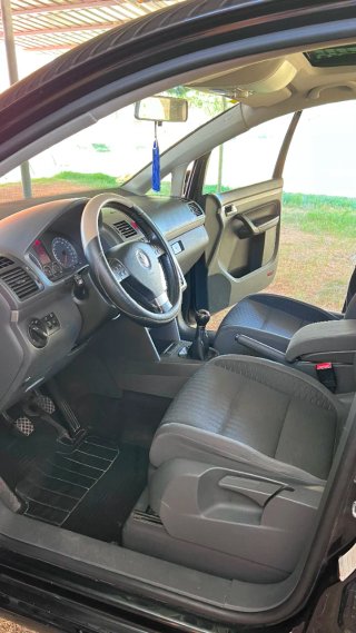 Volkswagen Touran 2010