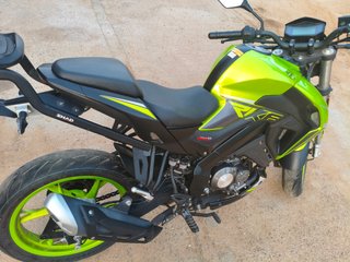 Keeway RKF 125 2023 Negra/Verde Como Nueva