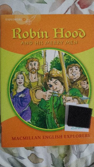 MACMILLAN EXPLORERS 2018 ROBIN HOOD.