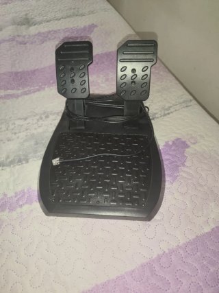 Volante Ferrari Thrustmaster PS3/PC