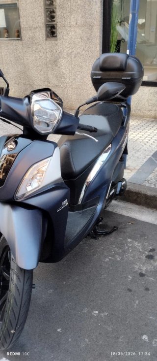SYM Symphony ST 125cc Scooter azul