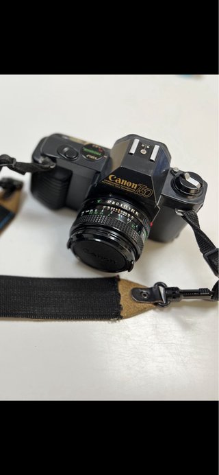 Cámara Canon T50 Analógica + Accesorios