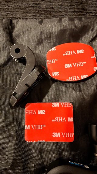 Set di accessori originali GoPro nuovi da aprire