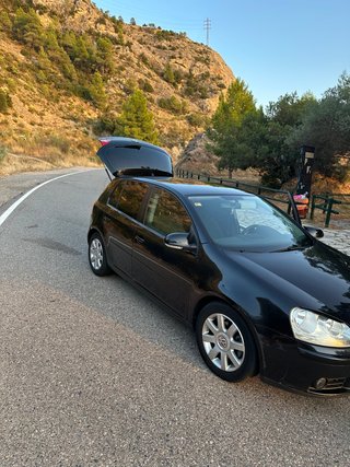 Volkswagen Golf 2005 2.0 TDI