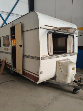 Se vende toda clase de caravana man entrado 6 cara