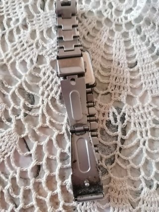 Reloj de pulsera mujer dorado y negro