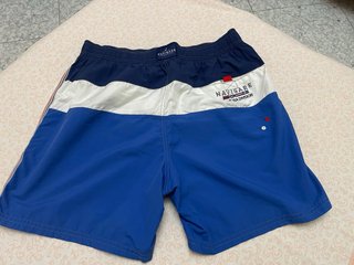Costume uomo blu e bianco