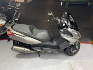 Kymco Super Dink 125i Maxi Scooter