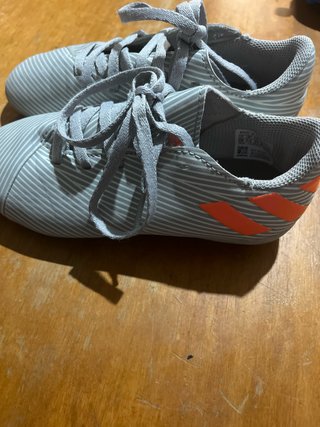 Botas de fútbol Adidas Talla 31 no tenemos caja
