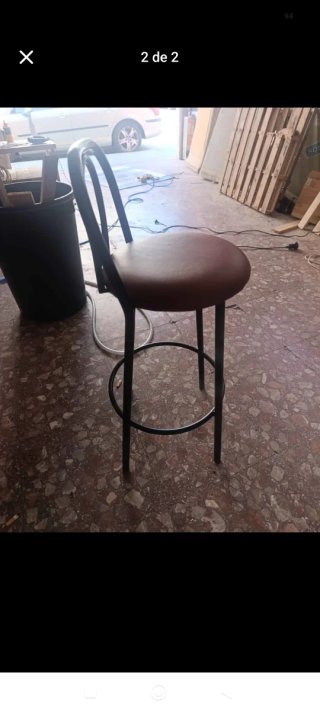 Taburete alto metal y polipiel