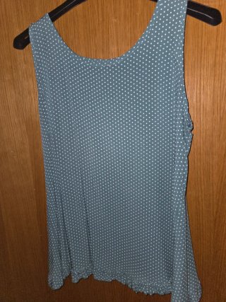 Blusa Boutique sin mangas