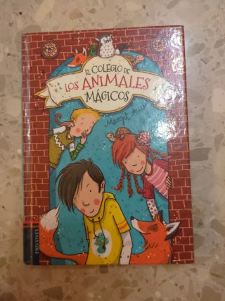 El colegio de los animales mágicos