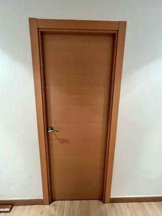 Puerta interior color haya
