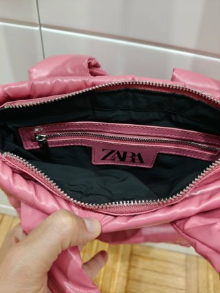 Bolso rosa acolchado zara