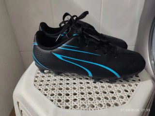 Botas de fútbol Puma núm 33