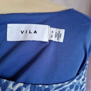 Blusa Vila Estampado Animal Print Azul