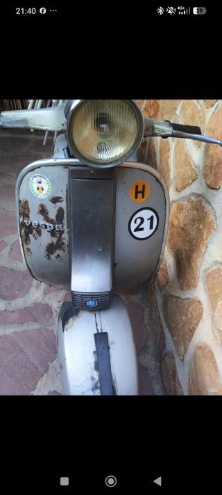 Vespa 200cc Plata/Negra