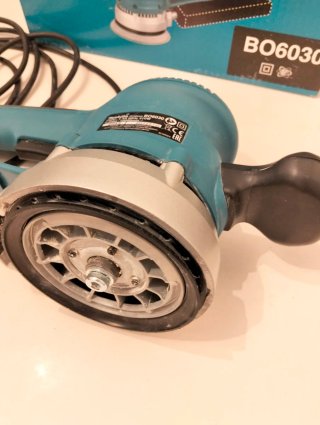 Lijadora Makita BO6030 150mm Poco Uso