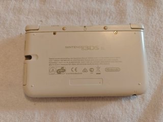 Nintendo 3DS XL + Pokémon Mystery Dungeon