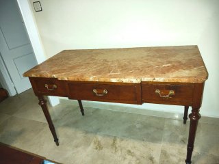 Mesa antigua mármol y madera - año 1920