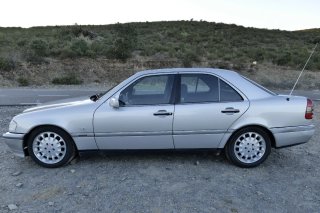 Mercedes-Benz Clase C 250TD W202
