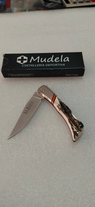 Navaja Mudela 11 Bustos