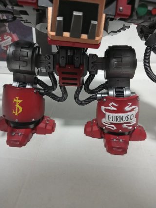 JoyToy Warhammer 40K Furioso Dreadnought
