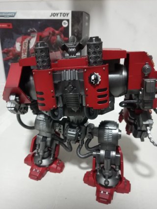 JoyToy Warhammer 40K Furioso Dreadnought