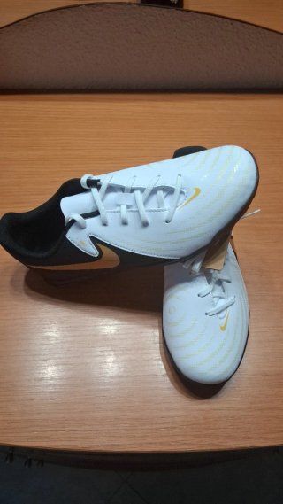 Botas de fútbol Nike Jr. Phantom Gx 2 multitaco 38
