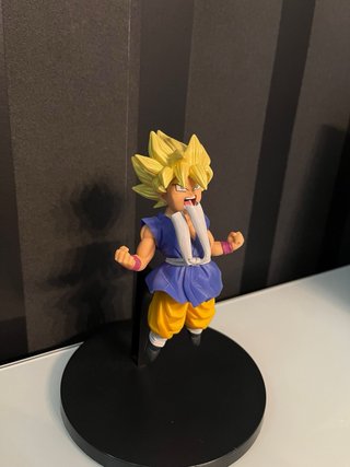 Figura Dragon Ball.