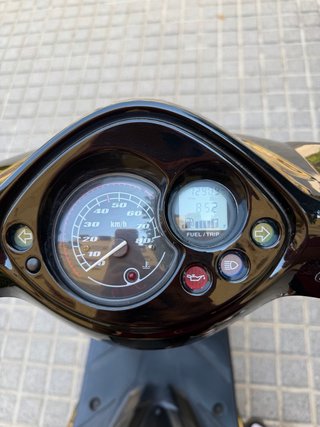 Yamaha Jog RR Negra y Amarilla