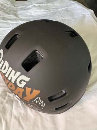 Casco Moto/Bici/Patinete Diseño Riding