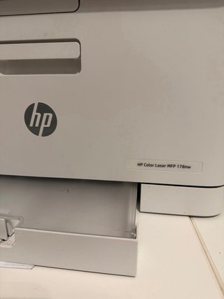 Impresora HP Color Laser MFP 178mw