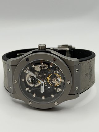 Reloj Hublot Automático Esqueleto Gris