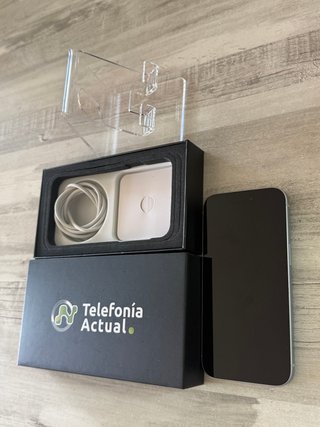 iPhone 15 128GB Plata/Blanco - Factura y Garantía
