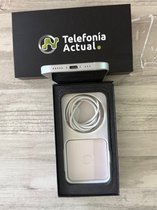 iPhone 15 128GB Plata/Blanco - Factura y Garantía