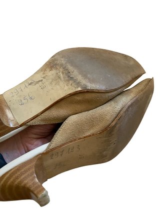 Zapatos Rinalli Beige y Blanco