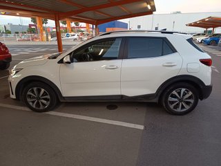 KIA Stonic 2021. Hibrido. Etiqueta ECO.