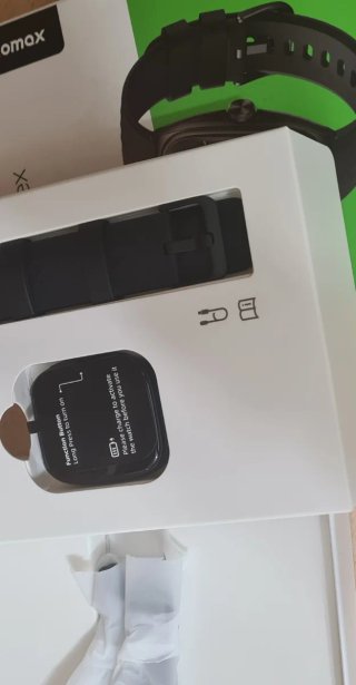 Momax 1-Wear Curvex SW5S Smartwatch